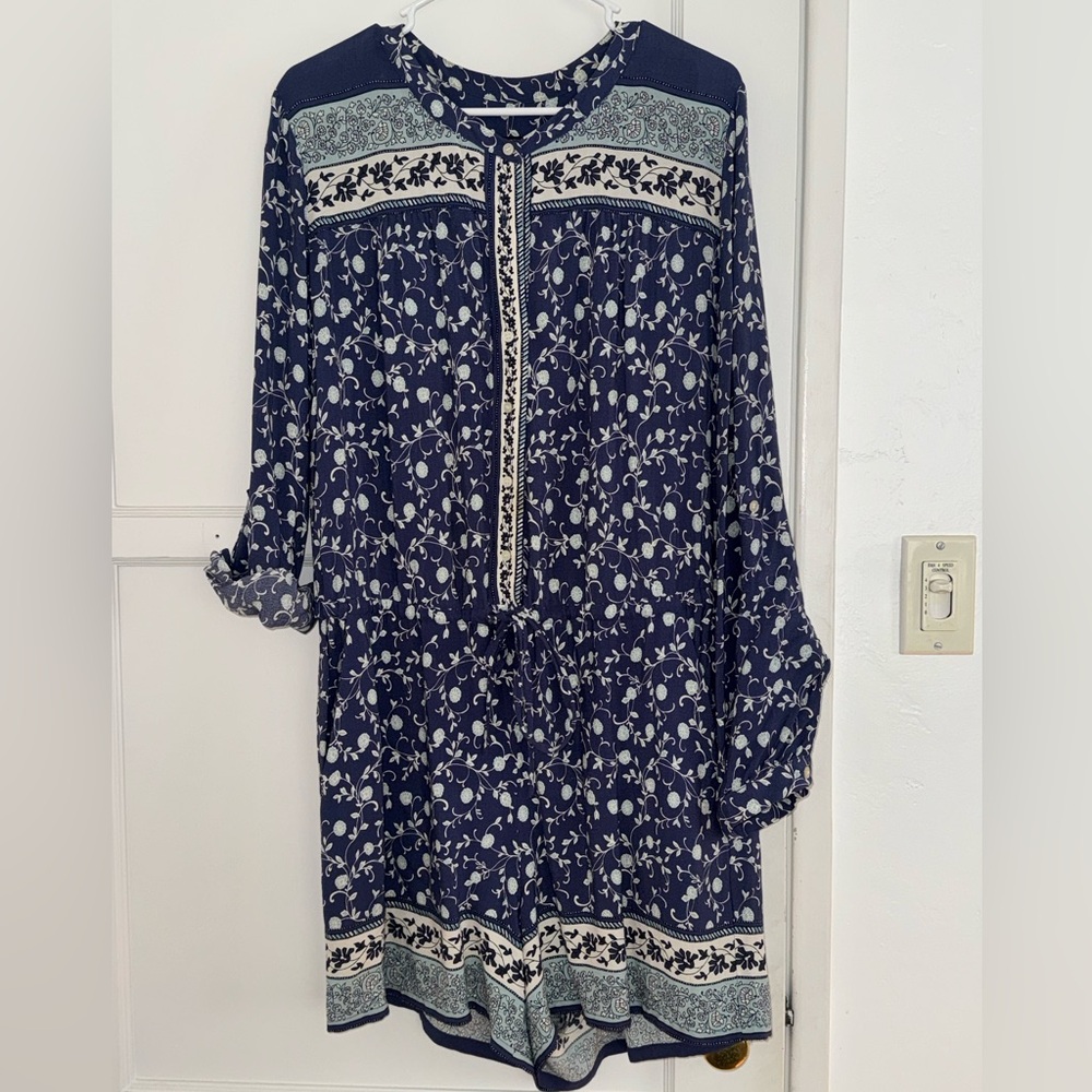 LOFT Navy and White Floral Blouse